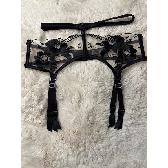 RARE🔥 Honey Birdette BELLE🖤 1st Release Black Floral Garter Suspender Belt XS